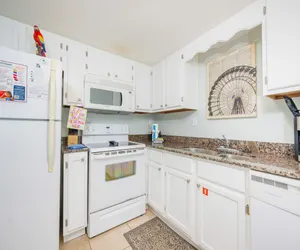 Photo 5 - Island Winds West 871