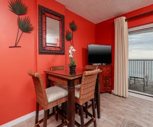 Photo 5 - Royal Palms 1107