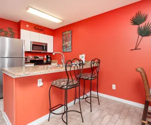 Photo 3 - Royal Palms 1107