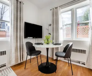 Photo 2 - 391555TH - Close to NYC! Relaxing Quiet Studio in Woodside