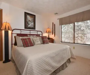Photo 4 - Seven Springs 2 Bedrooms Premium Condo, Mountain Views