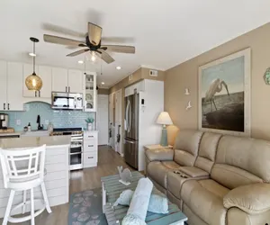 Photo 2 - Little Cottage by the Sea - HHBT Resort (A125)