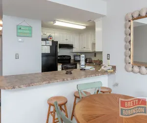 Photo 5 - Island Winds West 2 Bed 2 Bath Gulf Front High 2T Sleeps 6