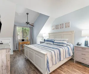 Photo 5 - 14D Richmond Park - remodeled 3BR 3BA villa