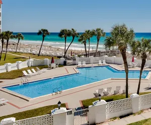 Photo 2 - 435 El Matador