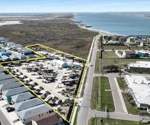 Photo 5 - Pink Flamingo SFTH2