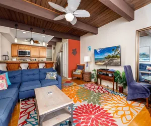 Photo 4 - Kona Mansions#225