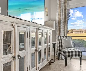 Photo 3 - Chick n Dudes Beach Escape 122