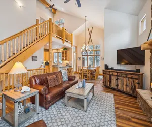Photo 4 - Lupine Chalet