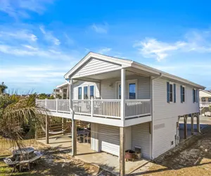 Photo 2 - Dunebug Cottage / 319 Sandpiper Lane
