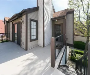 Photo 2 - Village Bay Condo