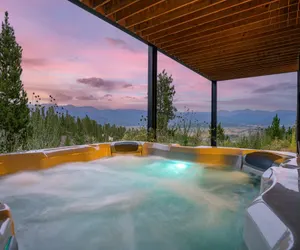 Photo 3 - Sky House