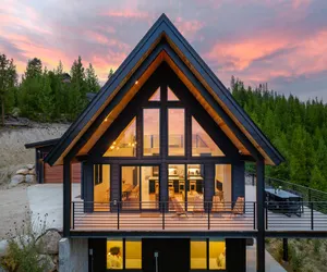 Photo 2 - Sky House
