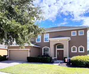 Photo 3 - Cozy Family Friendly Pool Home with Game Room