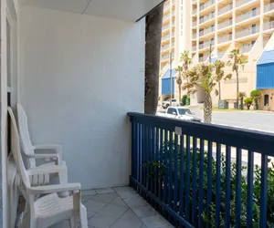 Photo 5 - * Comfy Inside * Updated * Beach 50 yards away