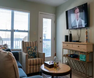 Photo 4 - * Comfy Inside * Updated * Beach 50 yards away