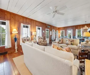 Photo 3 - Kitchens Beach House