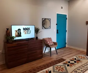 Photo 5 - Unit 220: The Outlaws - Pet Friendly Studio w/ King Size Bed