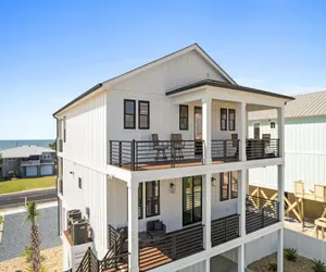 Photo 5 - 1040 BREAK / 1040 Ocean Blvd West