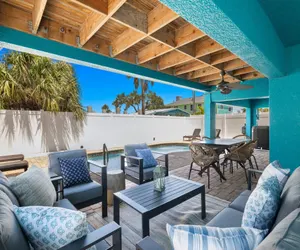 Photo 2 - 155 Inn-2-Blue: Poolside Fun & Beach Walks Await!