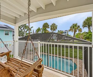 Photo 2 - 230 Private 2-Level Home: Heated Screened Pool, Beach!