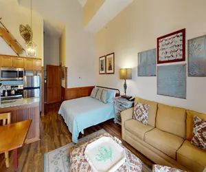 Photo 2 - Allegheny Springs #411 - Brigham Studio Condo