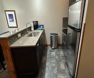 Photo 5 - Allegheny Springs #107 - Brigham Studio Condo