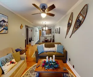Photo 2 - Lively & Welcoming 2BR Condo at Snowcrest