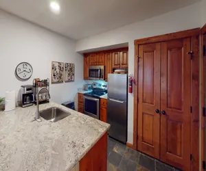 Photo 4 - Peaceful 2BR Highland House in heart of village!