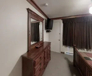 Photo 4 - Cozy 2BR Retreat in Mountain Lodge