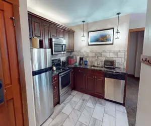Photo 2 - Gorgeous 3BR in Allegheny Springs!