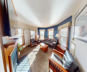 Photo 5 - Gorgeous 3BR in Allegheny Springs!