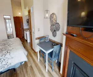 Photo 2 - Allegheny Springs #433 - Brigham Junior Studio Condo