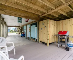 Photo 5 - Mom's Gift / 256-B Brunswick Ave West