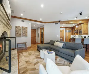 Photo 5 - Ski-in Ski-out 1 BR plus Den in exclusive Horizon Pass