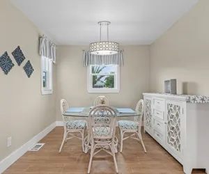 Photo 2 - Mandalay By The Bay 3BR, Screened Patio, Beach Access