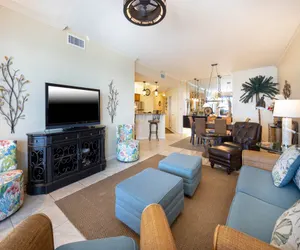 Photo 2 - Romar House 804A