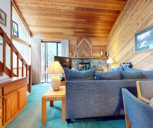 Photo 2 - Mammoth Sierra Townhomes #23