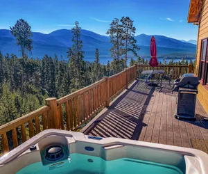 Photo 2 - Grand Chalet at Grand Lake