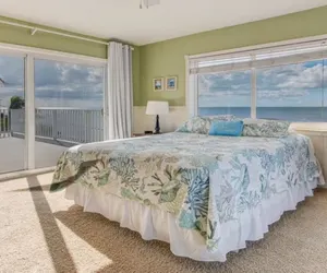 Photo 3 - Remodeled Stilt home with Ocean Views