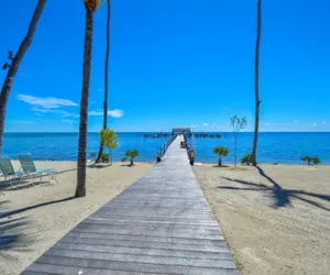 Photo 5 - Direct Oceanfront with private staircase to beach prestigious Islamorada CondoComplex