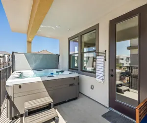 Photo 2 - Desert Beach Retreat