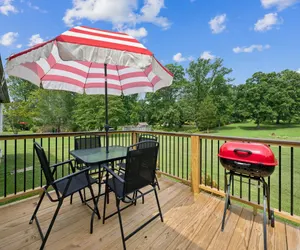 Photo 3 - Tranquil Cozy 3BR Home with Deck & BBQ