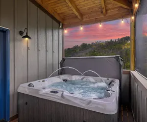 Photo 4 - Hatcher Mountain Hideaway