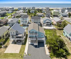 Photo 4 - Coastal Chaos / 303 Sand Piper Ln.