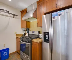 Photo 5 - Beeler Place 3 Bedroom Townhome #8