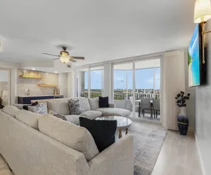 Photo 3 - 1101 Sugar Shores Gulffront Bliss: 3BR w/ Stunning Views & Pools