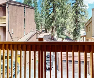 Photo 5 - Mammoth Ski & Racquet Club #118