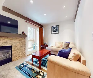 Photo 2 - Mammoth Ski & Racquet Club #118