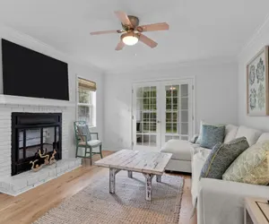 Photo 2 - Cottage at Pine Knoll Shores